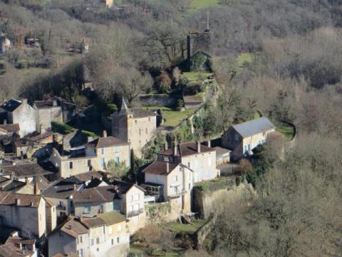The village of Caylus below its château